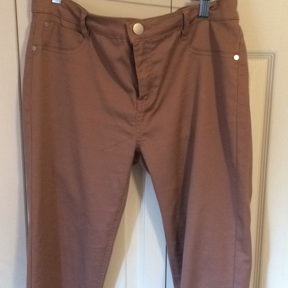 Juniors Mauve Color Skinny Jeans